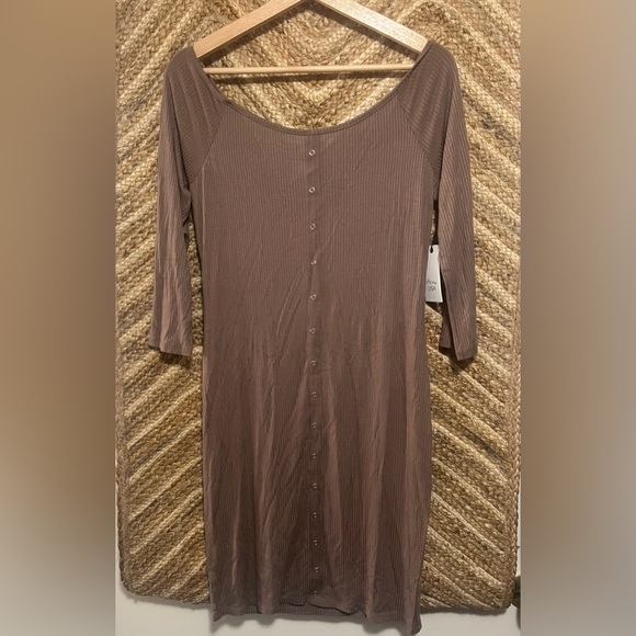 Active USA Dresses & Skirts - Active USA Women's Brown Ribbed Off the Shoulder Long Sleeve Dress,Size L,NWT